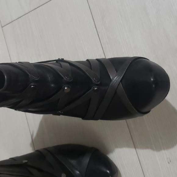 House of Harlow wedge boots - Picture 4 of 6